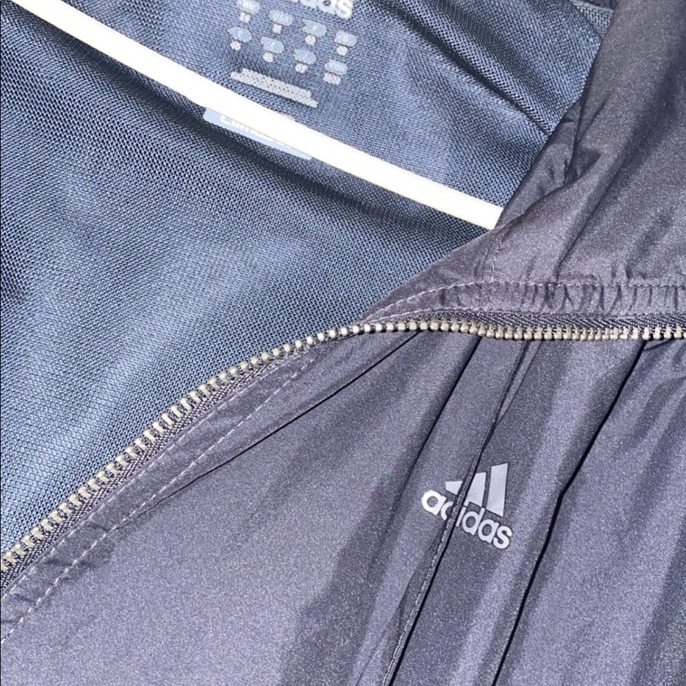 Adidas LUGHT WEIGHT windbreaker
